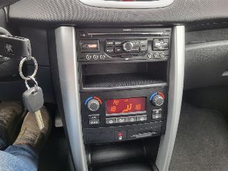 Peugeot 207 Peugeot 207 1.6 VTi Première 2e eigenaar picture 21