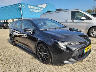 uszkodzony samochody osobowe Toyota Corolla Touring Sports Touring Sports 1.8 Hybrid Active autom rijdbaar 2023/2