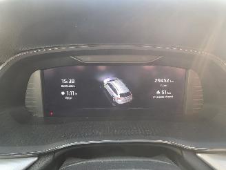 Skoda Octavia Combi 1.5 E hybride -TSI Business Edition Plus autom rijdbaar € 46000.-- nieuw picture 5