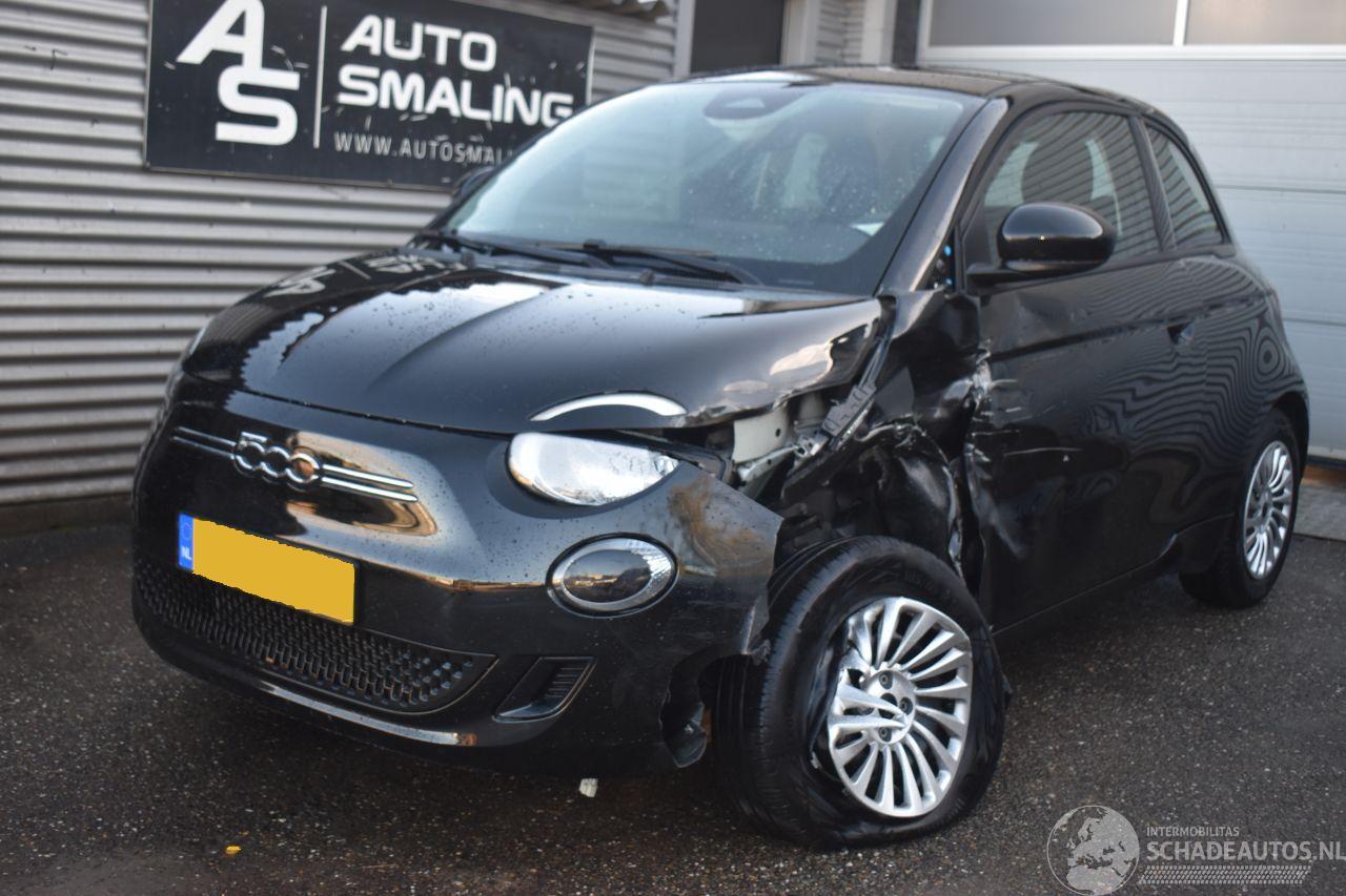 Fiat 500E 42Kwh 118Pk *Navi/Clima