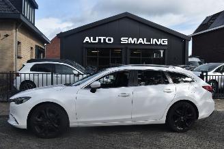 Schadeauto Mazda 6 2.2D Skyactiv-D 150Pk  Skylease GT *Navi/Clima/Leder/Stoelverwarming 2015/9