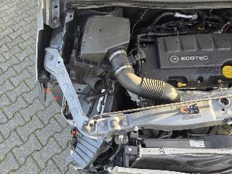 Opel Meriva 1.4-T AUTOM / 52dkm picture 8