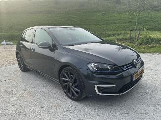 Vaurioauto  passenger cars Volkswagen Golf 1.4 TSi GTE 2015/12