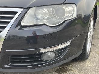 Volkswagen Passat VARIANT 2.0TDi - 125kW Highline - perfect rijdende auto - ingeruild - trekhaak - winterset picture 34