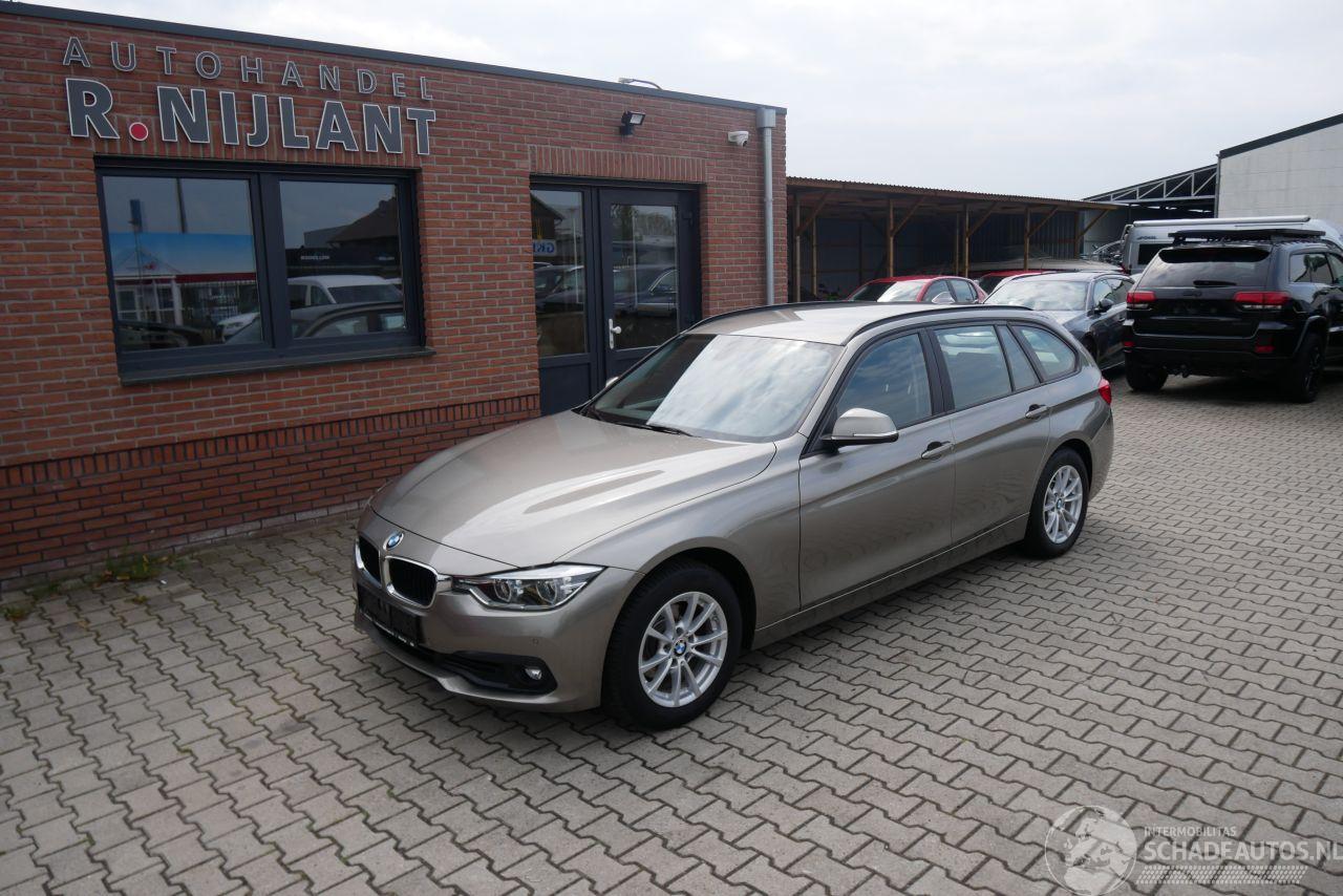 BMW 3-serie 318 D TOURING ADVANTAGE