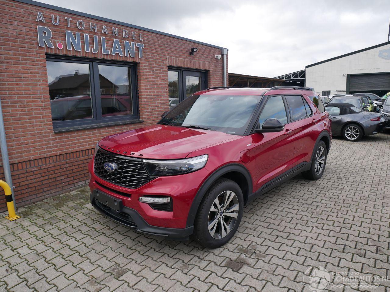 Ford Explorer ST-LINE AWD 7-PERSOONS PLUG-IN LEER LED PANORAMADAK.