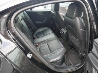 Jaguar XE R DYNAMIC MOTORSCHADE picture 9