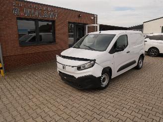 skadebil bedrijf Fiat Doblo  2025/2