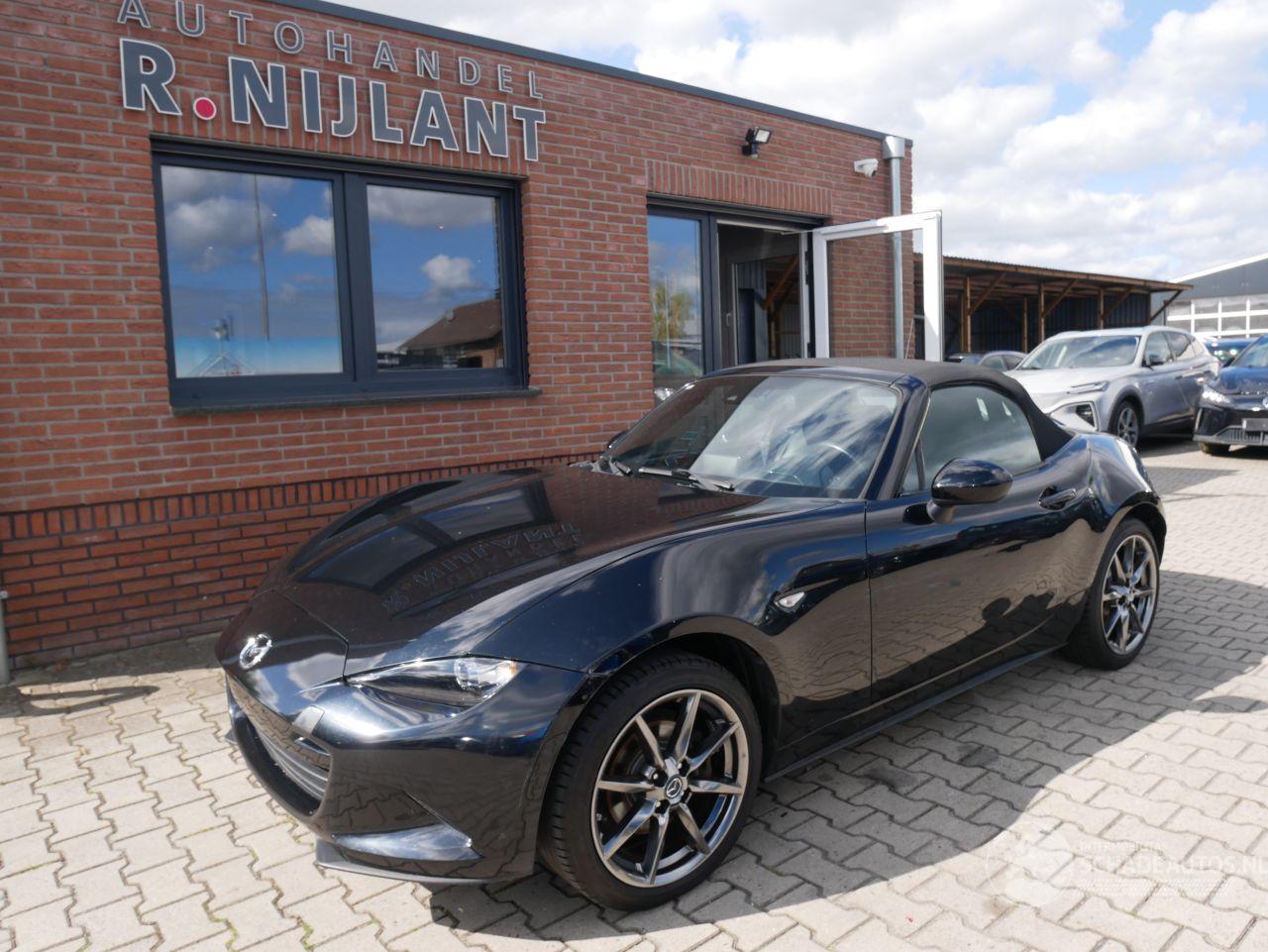 Mazda MX-5 EXCLUSIVE-LINE LEER LED