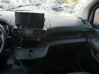 Opel Combo CARGO XL picture 17