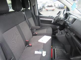Toyota ProAce Verso 2.0D DubbelCab 2xSchuifdeur 6-Zits Airco Navi Camera StoelVerwarming CruiseControl....... picture 13