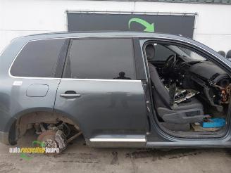 Volkswagen Touareg onderdelen (kleur: LD7U) donorauto picture 3