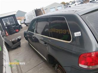 Volkswagen Touareg onderdelen (kleur: LD7U) donorauto picture 9
