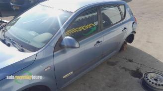 Kia Cee d Cee'd Sporty Wagon (EDF), Combi, 2007 / 2012 1.6 16V picture 28