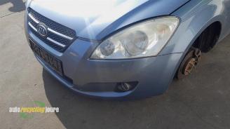 Kia Cee d Cee'd Sporty Wagon (EDF), Combi, 2007 / 2012 1.6 16V picture 17