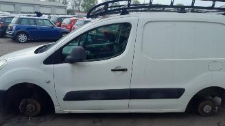 Citroën Berlingo onderdelen (kleur: EWPA) donorauto picture 3