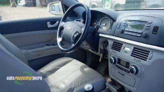 Hyundai Sonata Sonata, Sedan, 2005 / 2010 2.4 16V CVVT picture 21
