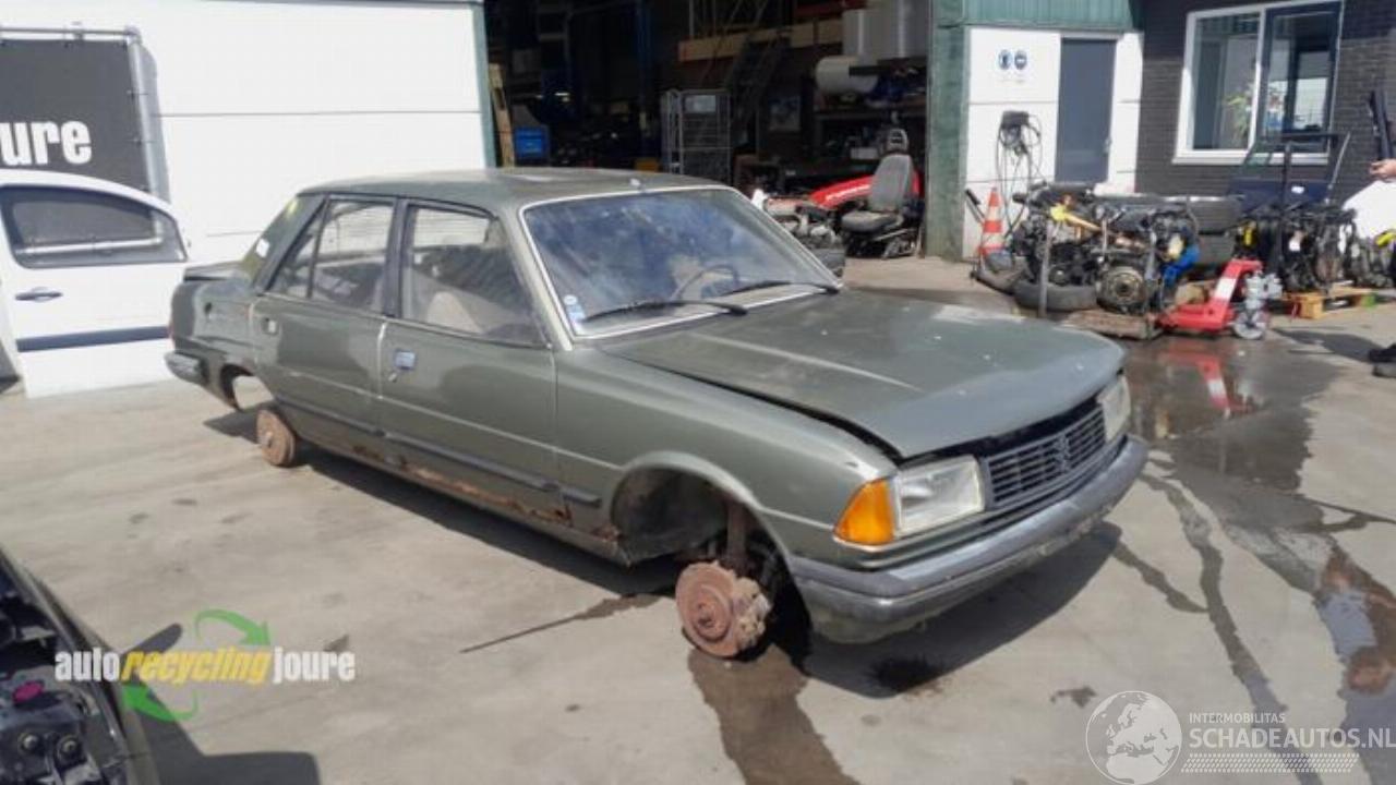 Peugeot 305 305 II (581M), Sedan, 1982 / 1990 1.6 GR,GT