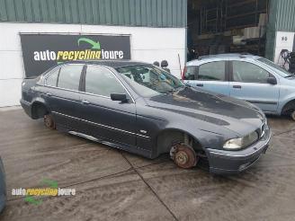 Sloopauto BMW 5-serie 5 serie (E39), Sedan, 1995 / 2004 523i 24V 1997/5