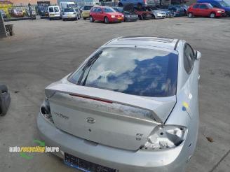 Hyundai Coupé onderdelen (donorauto) picture 11