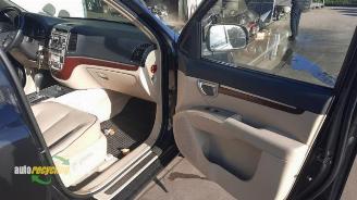 Hyundai Santa Fe Santa Fe II (CM), SUV, 2006 / 2012 2.7 V6 24V 4x4 picture 12