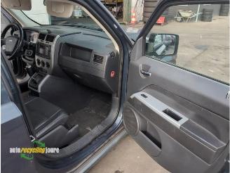 Jeep Patriot Patriot (MK74), SUV, 2007 / 2017 2.4 16V 4x4 picture 13