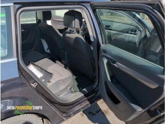 Volkswagen Passat Passat Variant (365) onderdelen (kleur: LC9X) donorauto picture 15