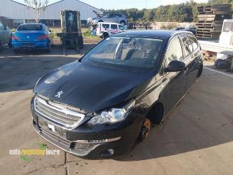 Vrakbiler auto Peugeot 308 308 SW (L4/L9/LC/LJ/LR), Combi 5-drs, 2014 / 2021 1.2 12V e-THP PureTech 110 2015/9