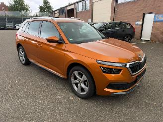 skadebil auto Skoda Kamiq Kamiq Style 1.5 150pk LED VIRTUAL ACHTERUITRIJCAMERA 2022/6