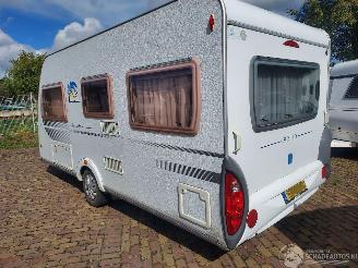 Knaus  Azur 450 FU Mover en Voortent Frans bed picture 4