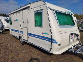 krockskadad bil caravan Adria  502 UP Mover+Luifel+Frans bed 2000/7
