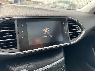 Peugeot 308 SW 1.5 BlueHDI 96kw Clima - Navi - Euro6 picture 22