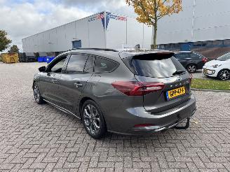 Ford Focus 1.0 EcoBoost Hybrid ST Line picture 6