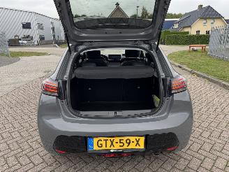 Peugeot 208 1.2 PureTech 74Kw Clima - Navi picture 23