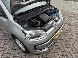 Volkswagen Up! 1.0 44Kw AIRCO picture 11