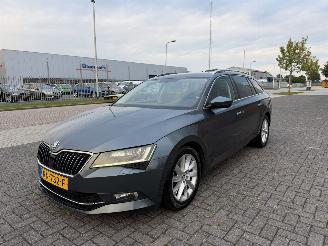  Skoda Superb 1.6 TDI 88Kw Clima - Navi 2018/2