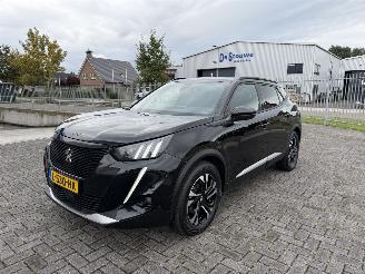 Unfallwagen Peugeot e-2008 EV GT 50 kWh 2021/5