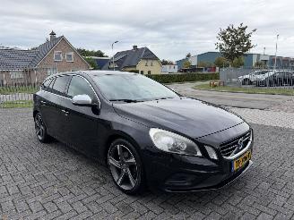 Unfallwagen Volvo V-60 1.6 84kw Clima - Navi 2011/6