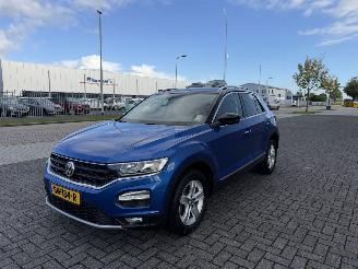 skadebil auto Volkswagen T-Roc 1.5 TSI 110kw  AUTOMAAT 2018/5