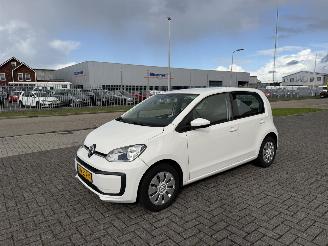 krockskadad bil auto Volkswagen Up! 1.0 BMT Move Up 2017/6