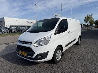 skadebil bedrijf Ford Transit Custom 2.0 TDCI 96kw Airco - Euro6 2017/10