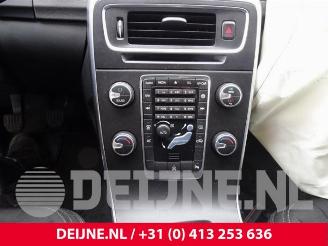 Volvo V-60 V60 I (FW/GW), Combi, 2010 / 2018 2.0 D2 16V picture 22