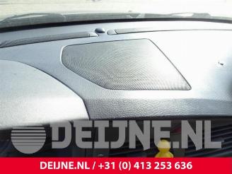 Volvo S-60 S60 I (RS/HV), Sedan, 2000 / 2010 2.4 20V Bi-fuel LPG picture 34