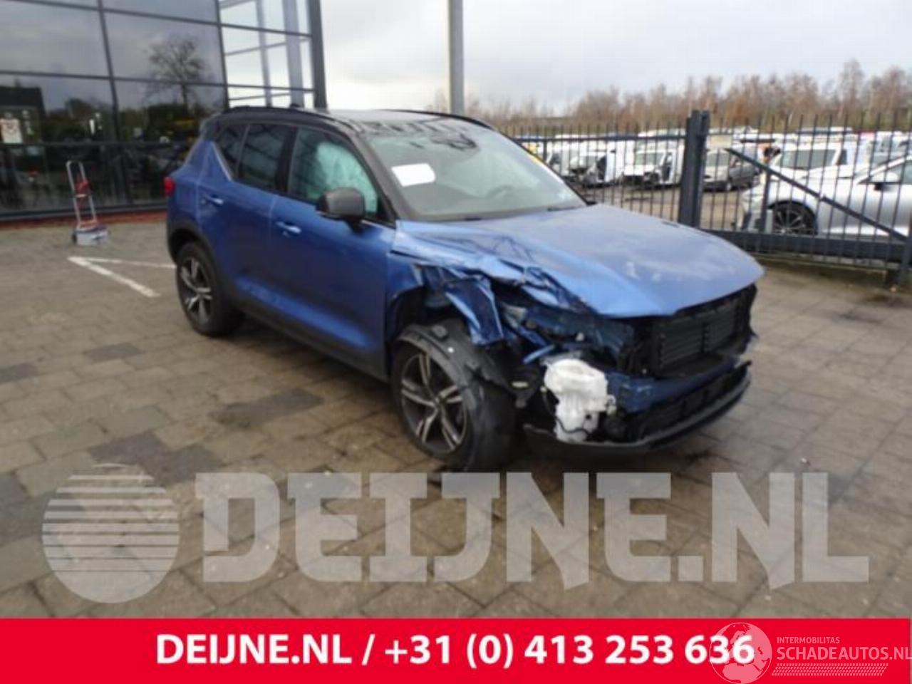 Volvo XC40 XC40 (XZ), SUV, 2017 1.5 T2 12V