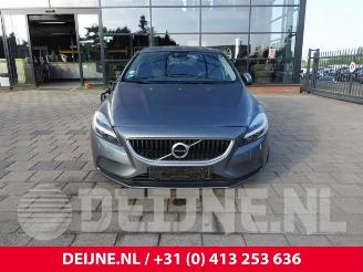 Volvo V-40 V40 (MV), Hatchback 5-drs, 2012 / 2019 2.0 D2 16V picture 2