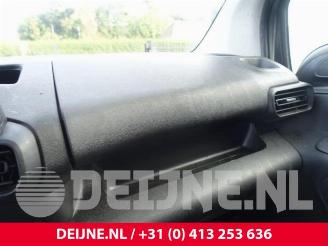 Peugeot Partner Partner (EF/EU), Van, 2018 1.5 BlueHDi 75 picture 32