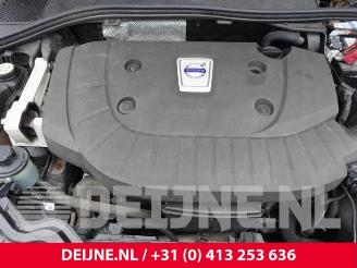 Volvo V-60 V60 I (FW/GW), Combi, 2010 / 2018 2.0 D3 20V picture 34