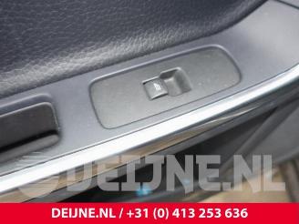 Volvo V-60 V60 I (FW/GW), Combi, 2010 / 2018 2.0 D3 20V picture 18