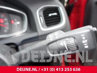 Volvo V-60 V60 I (FW/GW), Combi, 2010 / 2018 2.0 D3 20V picture 32