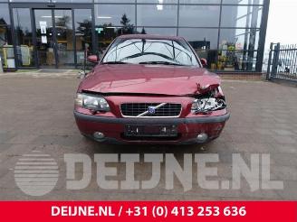 Volvo S-60 S60 I (RS/HV), Sedan, 2000 / 2010 2.4 20V 140 picture 2